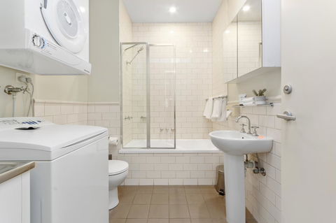 Launceston Central Apartment Hotel Official - Tourism Bookings 13