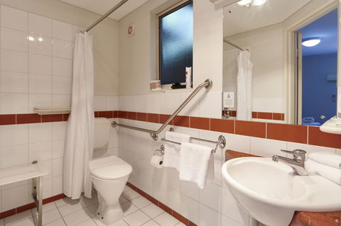 Elphin Serviced Apartments - Tourism Bookings 32
