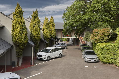 Elphin Serviced Apartments - Tourism Bookings 12