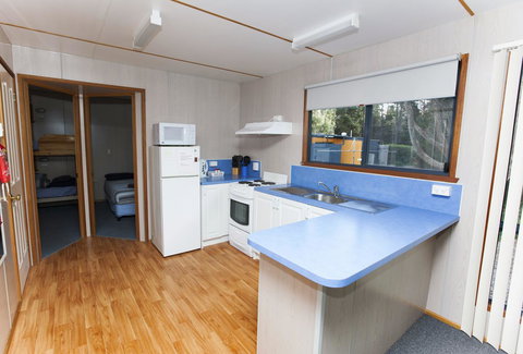 Seven Mile Beach Cabin And Caravan Park - Events Australia 16