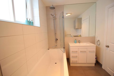 Trinity Hill Apartments - Events Australia 22