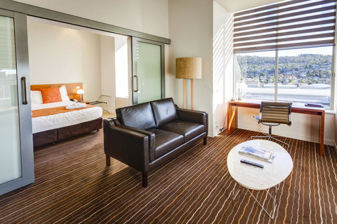 Mantra Charles Hotel - Events Australia 43