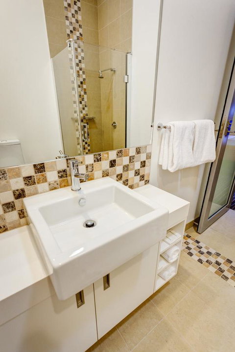 Mantra Charles Hotel - Events Australia 36