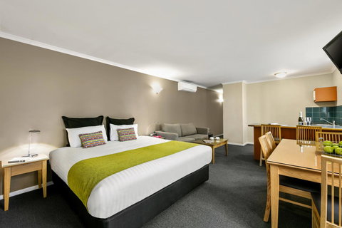 Hobart Waterfront Apartments - Accommodation Europe 2