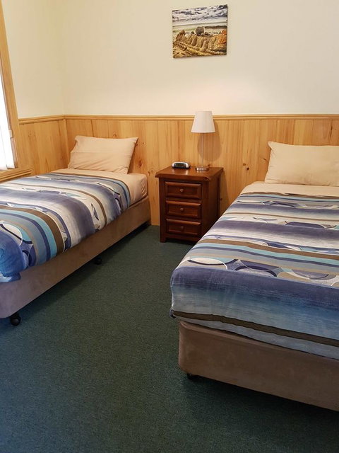 Driftwood Strahan Villas - Accommodation Europe 1