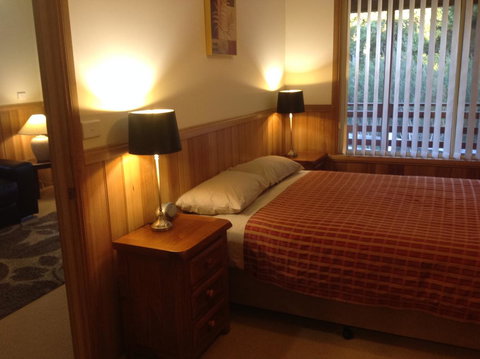 Driftwood Strahan Villas - Accommodation Europe 12