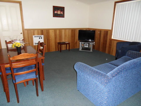 Driftwood Strahan Villas - Accommodation Europe 16