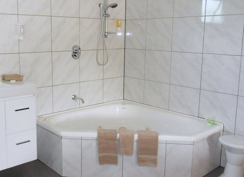 Driftwood Strahan Villas - Accommodation Europe 21