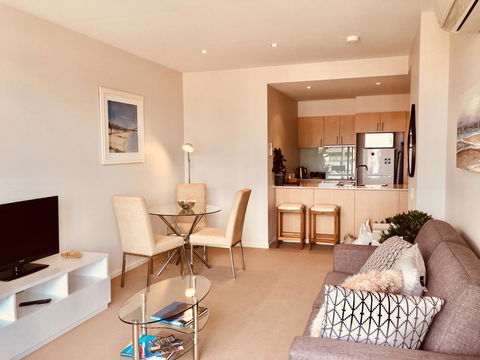 Hobart Inner City Apartment - Events Australia 1