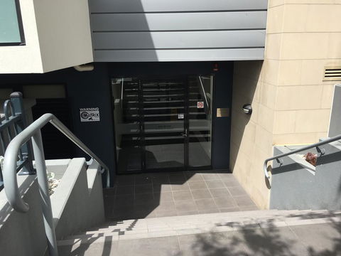 Hobart Inner City Apartment - Events Australia 16