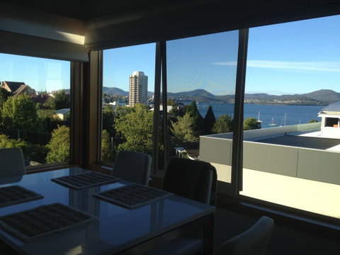 Reflections On The Bay - Events Australia 8
