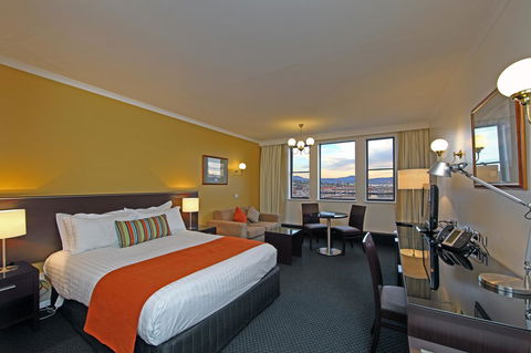 Lenna Of Hobart - Events Australia 18