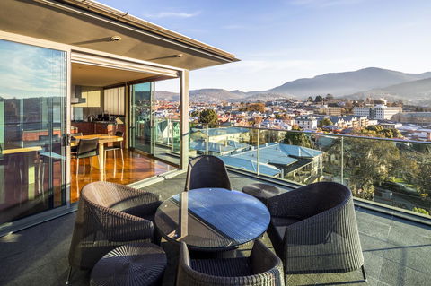 Lenna Of Hobart - Events Australia 36