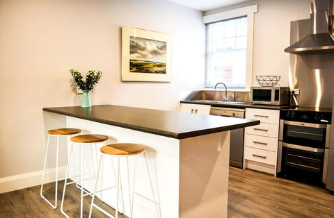 Heathfield Apartments - Events Australia 11