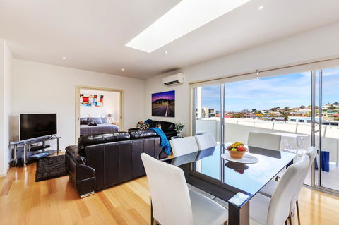 Bellerive Marina View Apartments NO 27 - Events Australia 2