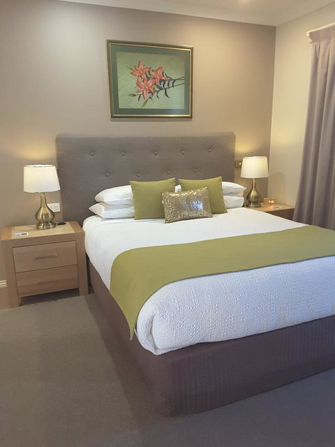 On The Terrace - Accommodation Europe 10