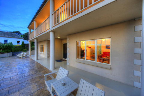 On The Terrace - Accommodation Europe 44