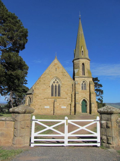 Elm Trees Accommodation @ Ross - Events Australia 28