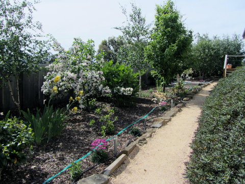 Elm Trees Accommodation @ Ross - Events Australia 5