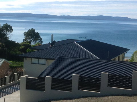 Swansea Beach House Oceanfront - Tourism Bookings 4