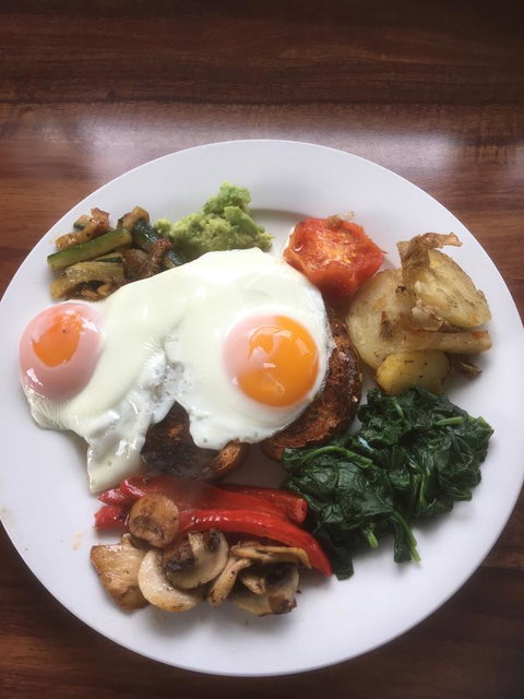 House On The Hill Bed And Breakfast - Events Australia 11