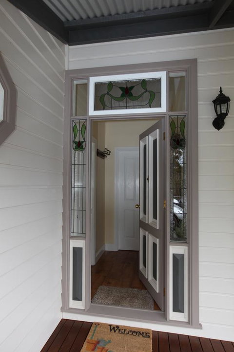 House On The Hill Bed And Breakfast - Events Australia 4