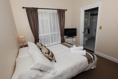 House On The Hill Bed And Breakfast - Events Australia 39