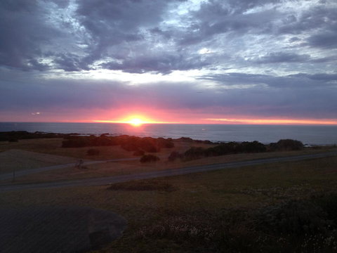 Island Breeze Motel - Events Australia 13