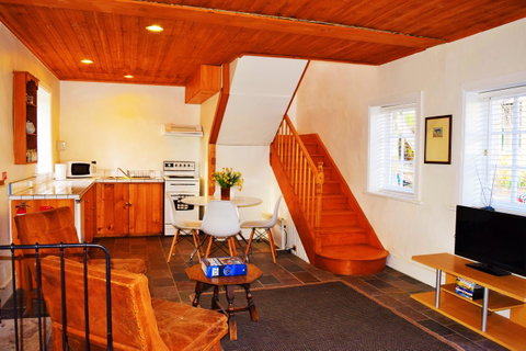 Cleburne Homestead - Events Australia 13