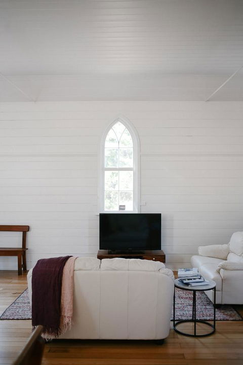 Old White Church Bed & Breakfast - Events Australia 8