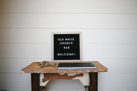 Old White Church Bed & Breakfast - Events Australia 13