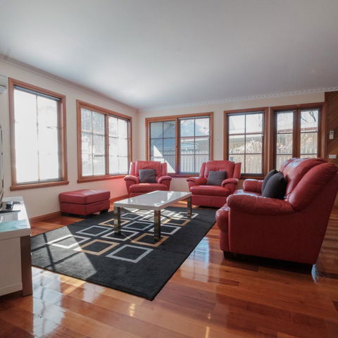 Cod Rock Point - Events Australia 8