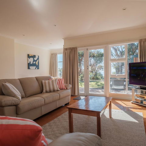 Cod Rock Point - Events Australia 17