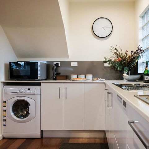 Cod Rock Point - Events Australia 22