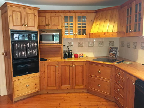 CLAYFIELD HOMESTEAD - Rustic Country Accommodation - Accommodation Europe 6