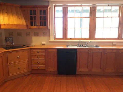 CLAYFIELD HOMESTEAD - Rustic Country Accommodation - Accommodation Europe 7