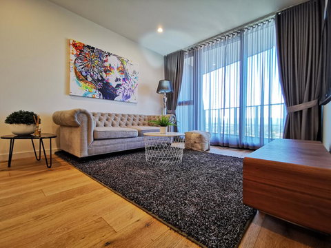 NEW 2 Rooms 2 Baths Apartment In Glen Waverley - Accommodation Europe 0