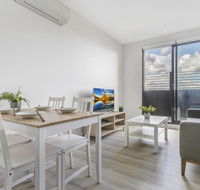 New One-Bedroom with Sweeping Views - Events Australia