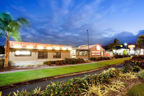 Nightcap At Balaclava Hotel - Events Australia 2