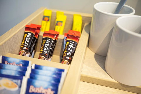 Nightcap At Gateway Hotel - Events Australia 3