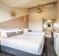 Nightcap at Manhattan Hotel - Events Australia