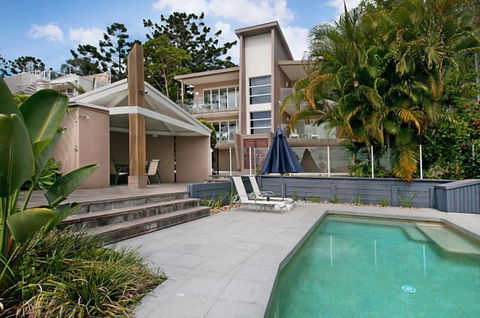 Noosa Penthouse Close To Hastings Street - Unit 2 Vue, 28 Edgar Bennett Ave - Tourism Bookings 3