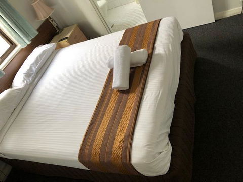 Normandie Inn And Function Centre - Tourism Bookings 1