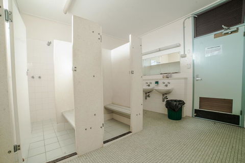 North Adelaide Lodge - Tourism Bookings 2