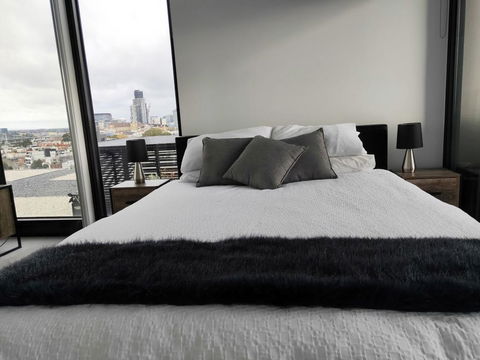 North Melbourne Resort Living - Tourism Bookings 1