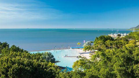 Oaks Cairns Hotel - Tourism Bookings 1