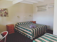 Book Peak Hill Accommodation Vacations Tourism Bookings Tourism Bookings