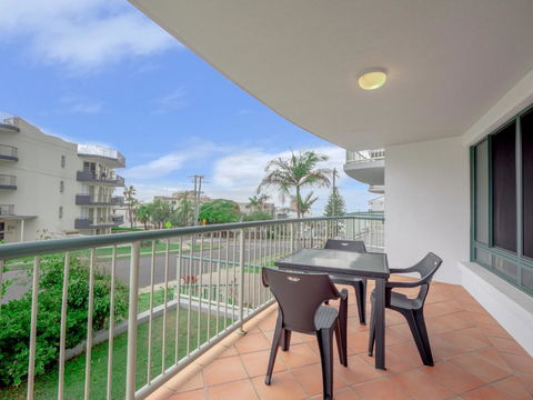 Ocean Crest Unit 4, 22 Warne Tce - Events Australia 0