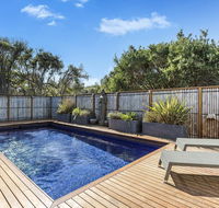 Ocean Luxe Retreat Luxury House with pool tennis court fireplace walk to beach - Accommodation Europe