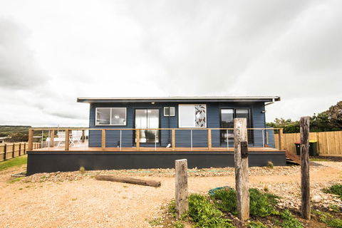 Ocean View Getaway - Events Australia 0